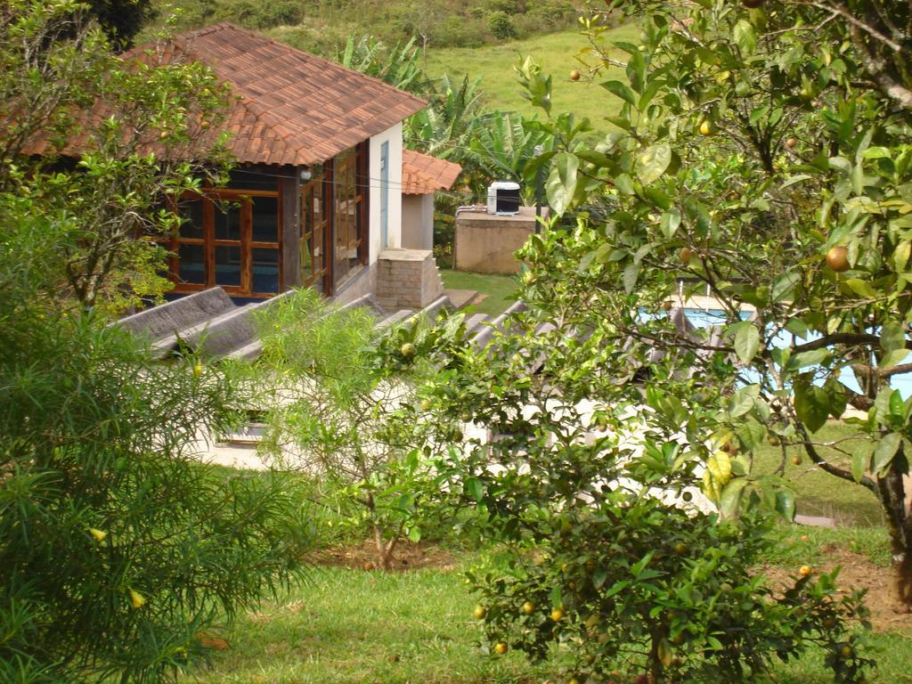 Hotel Fazenda Selva do Mato Limpo Parapeúna Esterno foto